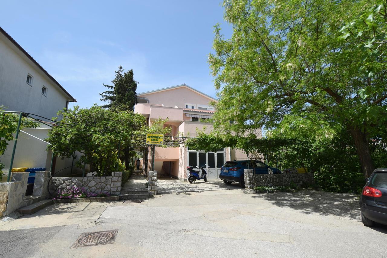 Apartments Kraljic Krk Town Exteriör bild
